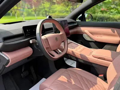 Nio EC6