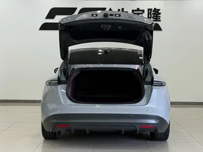 Nio ET5