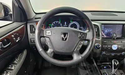 Hyundai Equus