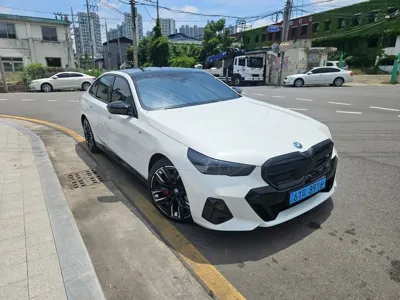 BMW i5