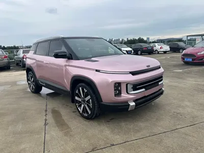 Geely ICON