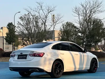 Chevrolet Malibu XL