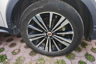 Roewe RX5