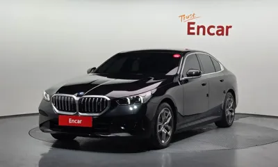 BMW i5