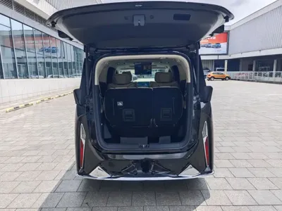 Hycan V09