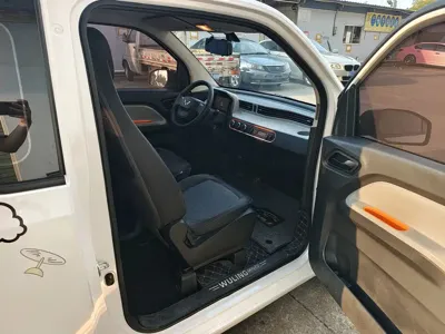 Wuling MINIEV