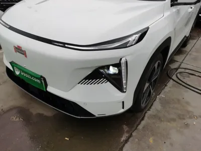 Geely Galaxy L7