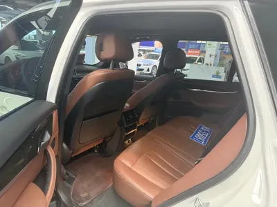 BMW X5 (Import)