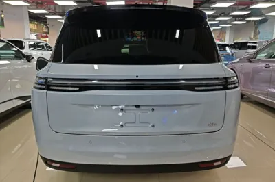 Leapmotor C16