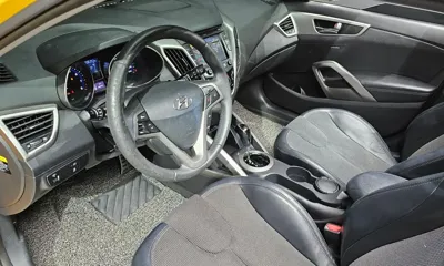 Hyundai Veloster