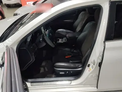 Toyota Reiz