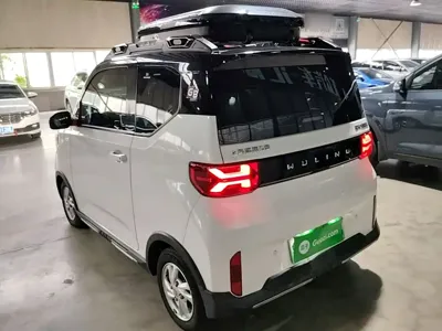 Wuling MINIEV