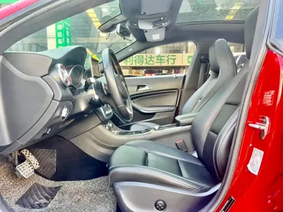 Mercedes-Benz CLA (Import)