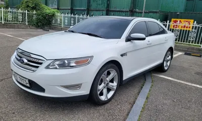 Ford Taurus