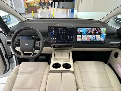 Li Auto Li MEGA