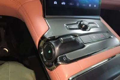 Nio EC6