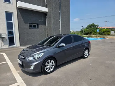 Hyundai Accent