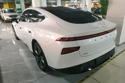 Xpeng P7