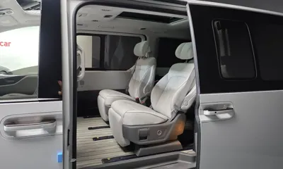 Hyundai Staria