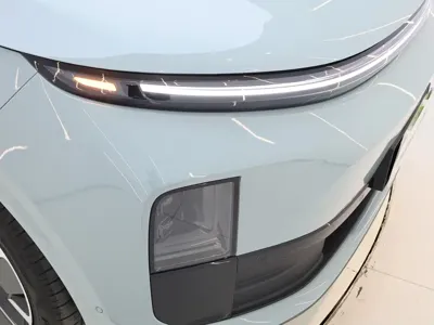 Li Auto Li L6
