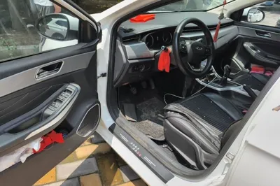 Chery Arrizo 5