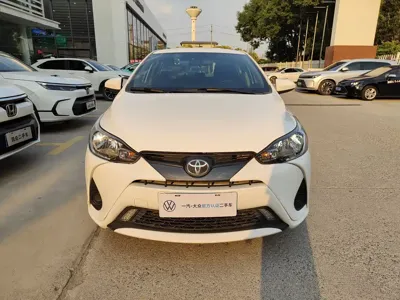 Toyota Yaris L