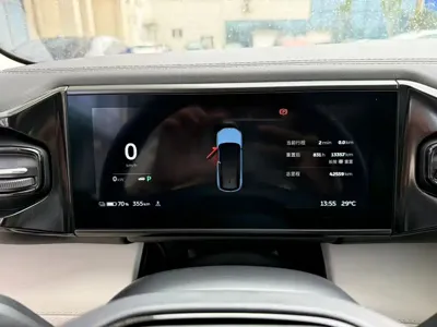 Nio ES8