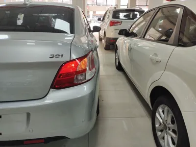Peugeot 301