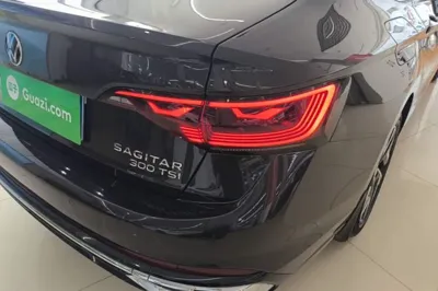 Volkswagen Sagitar