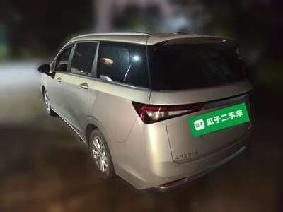 Wuling Jiachen