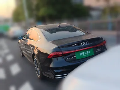 Audi A7L