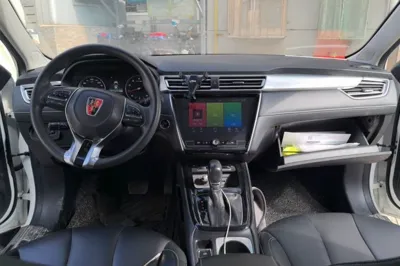 Roewe i5