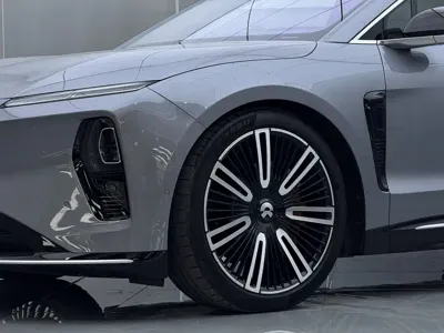 Nio ET9