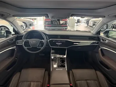 Audi A7L