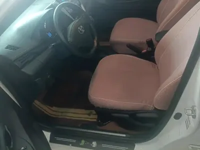 Toyota Yaris L