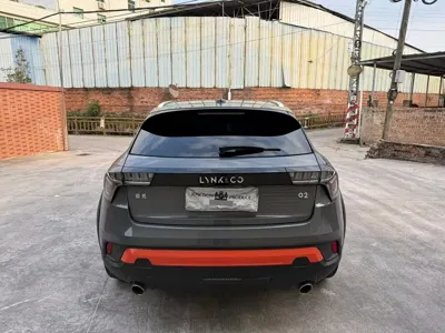 Lynk & Co 02