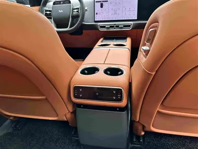 Li Auto Li L8
