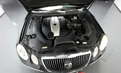 Kia Opirus