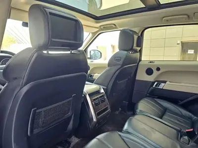 Land Rover Sport