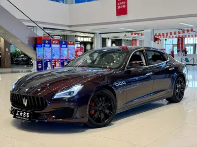 Maserati Quattroporte