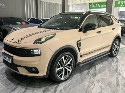 Lynk & Co 01 EM-P