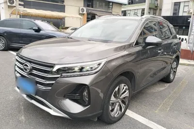 GAC Trumpchi GS4
