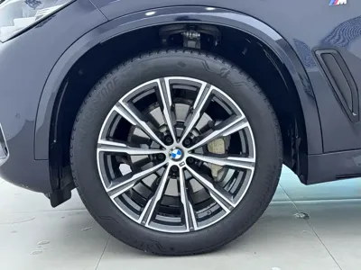 BMW X5 (Import)