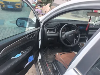 Haval M6