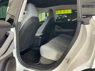Nio ET5