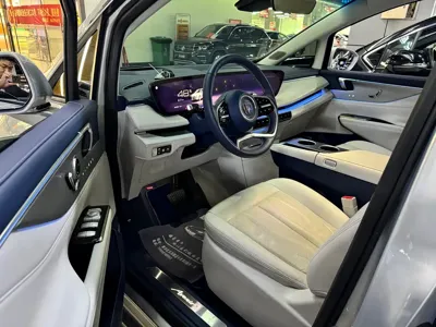 Buick GL8 Hybrid