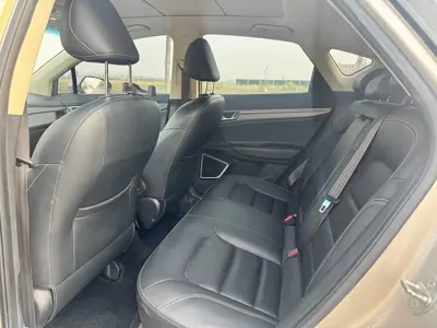 Geely Emgrand GS