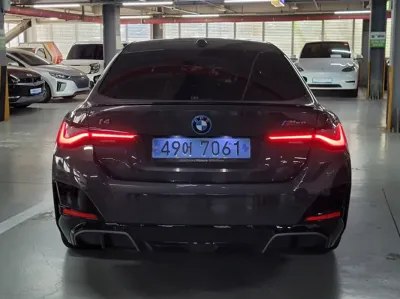 BMW i4