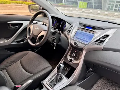 Hyundai Elantra Langdong