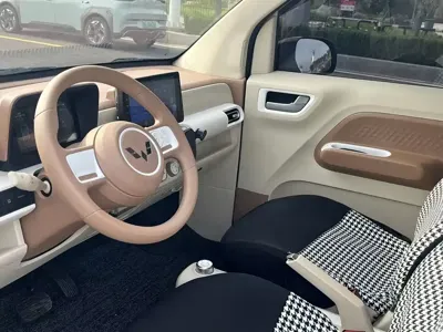Wuling MINIEV